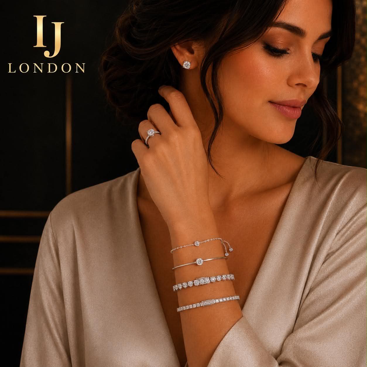 Women's Bracelets & Bangles