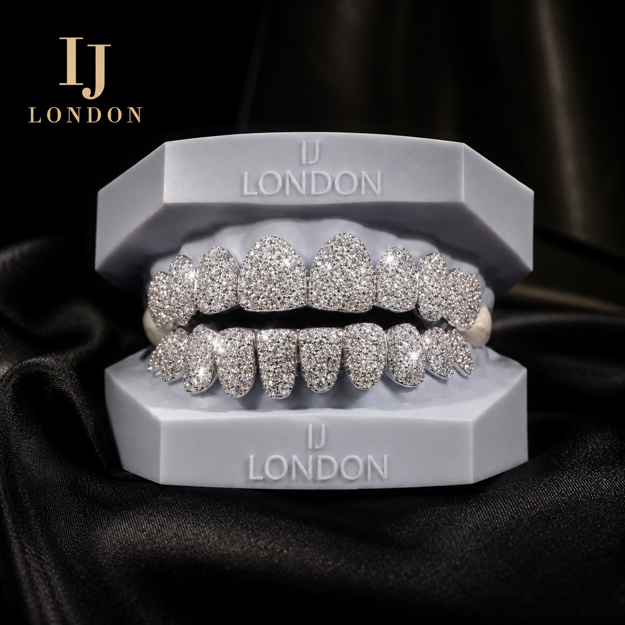 💎 Custom-Made 925 Silver Grillz with Moissanite Stones 💎